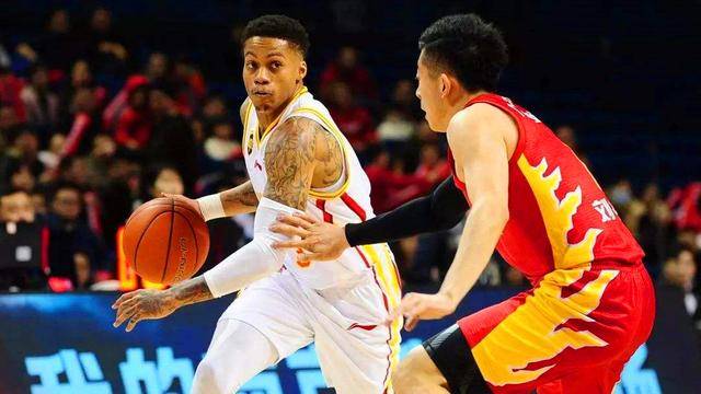 外援加盟提升球队整体战斗力 外援加盟提升球队整体战斗力