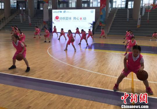  网球公益基金成立，资助贫困地区儿童接触这项运动  