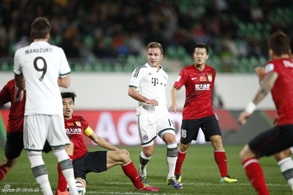  世俱杯季军战，广州恒大不敌南美劲旅