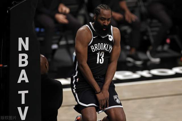  杜兰特关键球定乾坤，太阳险胜雄鹿队