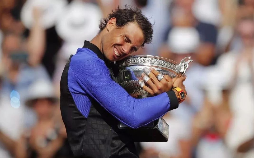  纳达尔红土封王，法网十冠创历史